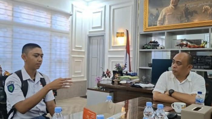 M Faiz Sidik Al Jufri peslalom Kendari bersama Ketua Umum KONI Sultra Andi Ady Aksar