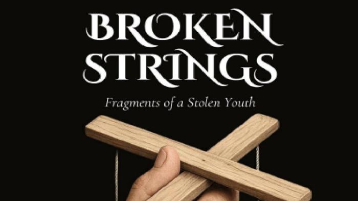 VIRAL - Sampul pertama buku Broken Strings yang ditulis Aurelie Moeremans yang mendadak viral di media sosial.  Buku tersebut mengulas tentang kisah nyata kehidupan Aurelie saat berkecimpung dalam industri hiburan tanah air. Ia mengalami grooming pria dewasa yang lebih tua 10 tahun darinya. 