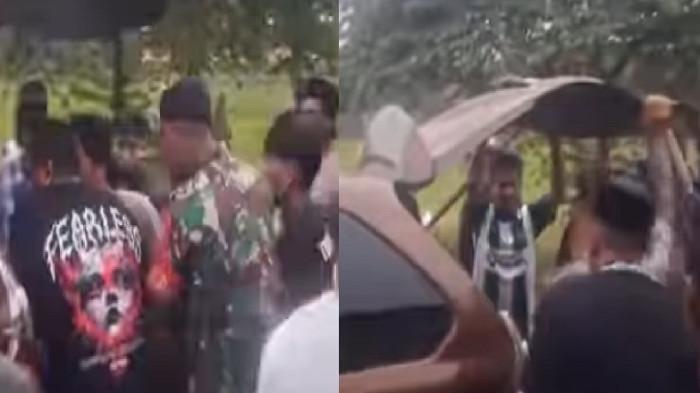 PETIR -  Berikut ini detik-detik dua pria tewas tersambar petir dievakuasi warga di Desa Morosi, Kecamatan Morosi, Kabupaten Konawe, Provinsi Sulawesi Tenggara (Sultra).   Insiden nahas tersebut terjadi pada Senin (17/11/2025).  Dalam rekaman video viral yang diterima TribunnewsSultra.com, terlihat warga panik saat mengevakuasi dua korban.