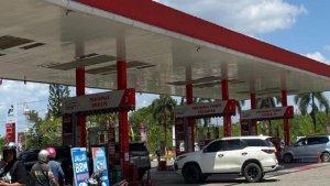 Aktivitas-di-SPBU-Tapak-Kuda-Kendari.jpg