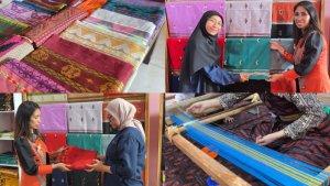 Asma-pemilik-Rumah-Tenun-Manual-Khas-Sultra-atau-Asma-Tenun-Kendari-Sulawesi-Tenggara.jpg