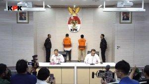 BREAKING-NEWS-Bupati-Muna-Rusman-Emba-Ditahan-KPK-Kasus-Dugaan-Korupsi-Pengurusan-Dana-PEN.jpg