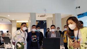 Bank-Mandiri-Hadirkan-Smart-Branch-di-Kendari-dan-Kolaka-Beri-Layanan-Inovasi-Digital-ke-Nasabah.jpg
