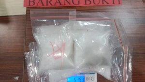 Barang-bukti-5193-gram-sabu-diamankan-polisi-saat-tangkap2-pengedar-narkoba-di-Bombana-asal-Kolaka.jpg