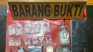 Barang-bulti-narkoba-yang-disita-polisi-saat-menangkap-pelaku-pengedAr-narkoba-di-Konawe-Seatan.jpg