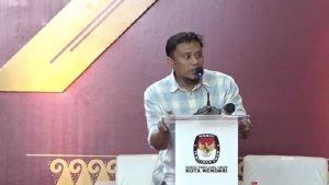 Ditanya-Cara-Atasi-Banjir-di-Kendari-Sulawesi-Tenggara-Ini-Jawaban-Afdhal-saat-Debat-Pilkada-2024.jpg