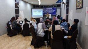 Jurnalis-perempuan-ikut-pelatihan-kemanan-digital-dan-KBGO-dari-AJI-Indonesia-dan-AJI-Kendari.jpg