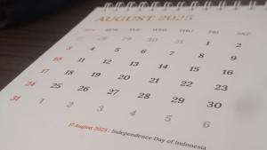 Kalender-Agustus-2025.jpg