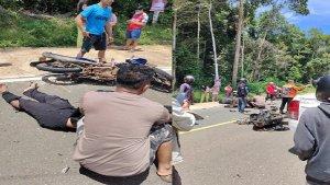 Kata-Saksi-Soal-Kecelakaan-Daihatsu-Ayla-Vs-2-Pemotor-di-Tanggetada-Kolaka-Mobil-Melaju-Kencang.jpg