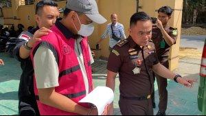 Kejari-Kendari-eksekusi-Syarif-Maulana-terdakwa-korupsi-izin-PT-Midi-Utama-Indonesia.jpg
