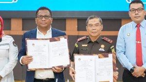 Kejati-Sultra-Tekankan-KPU-Taat-Hukum-dan-Hindari-KKN.jpg