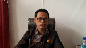 Kepala-Dinas-Sosial-Kota-Baubau-Hanarudin-saat-diwawancarai-awak-TribunnewsSultracom.jpg