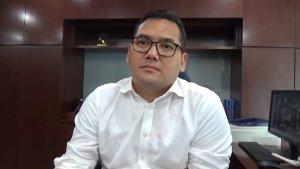 Kepala-KPw-Bank-Indonesia-Sultra-Doni-Septadijaya-saat-diwawancarai.jpg