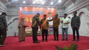 Komunitas-Youth-Preneur-Kendari-oleh-Ketua-DPRD-Kota-Kendari-Subhan.jpg
