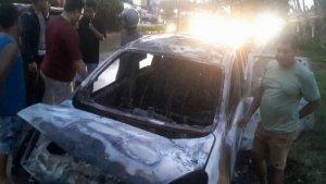 Kondisi-satu-unit-mobil-pasca-terbakar-Kendari.jpg