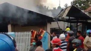 Kronologi-Rumah-di-Muna-Terbakar-Tangan-Korban-Alami-Luka-Bakar-saat-Hendak-Selamatkan-Barang.jpg