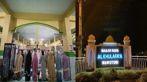 Mengintip-Suasana-Malam-Kedua-Salat-Tarawih-Ramadan-di-Masjid-Raya-Al-Khulafaa-Wawotobi-Konawe.jpg