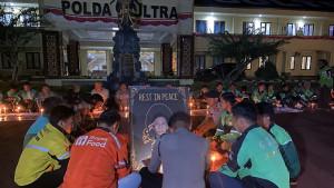 Momen-Haru-Driver-Ojol-Kendari-Doa-Bersama-untuk-Affan-Kurniawan-di-Polda-Sulawesi-Tenggara.jpg