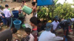 PMR-SMAN-1-Samaturu-turut-membantu-masyarakat-korban-bencana-banjir-bandang-di-Kolaka.jpg