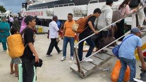 Pelayanan-kapal-cepat-PT-Pelayaran-Dharma-Indah-Rute-Kendari-Raha-Baubau-diprotes-penumpang.jpg