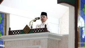 Pj-Gubenur-Sultra-Andap-Budhi-Revianto-saat-memberi-pengarahan.jpg