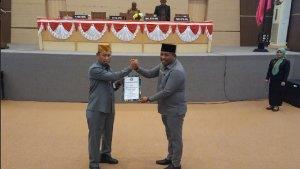Pj-Wali-Kota-Kendari-Asmawa-Tosepu-dan-Ketua-DPRD-Kota-Kendari-Subhan.jpg