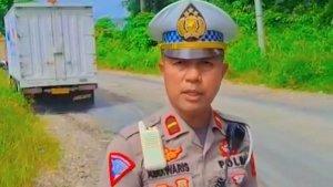 Polisi-Sebut-Tumpahan-Solar-di-Jalan-Poros-Konawe-Selatan-Sulawesi-Tenggara-Berasal-dari-Mobil-Boks.jpg
