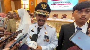Program-100-Hari-Pertama-Azhari-Adam-Targetkan-Buton-Tengah-sebagai-Daerah-Santri-dan-Pendidikan.jpg