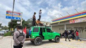 Retail-Modern-di-Kota-Kendari-Sulawesi-Tenggara-Digeruduk-Massa-Aksi-Bakar-Ban-hingga-Gerai-Tutup.jpg