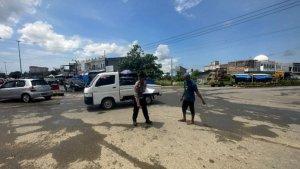 Saksi-Sebut-Sopir-Mobil-Truk-Balap-Sebelum-Tabrak-Pasutri-di-Pasar-Panjang-Kendari-Sulawesi-Tenggara.jpg