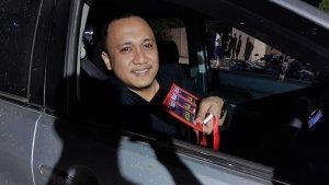 Slankers-Rela-Keluarkan-Uang-Jutaan-Rupiah-Demi-Nonton-Konser-Slank-di-Kendari-Sulawesi-Tenggara.jpg