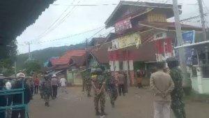 TNI-Polri-redam-tawuran-atau-bentrok-di-Pasarwajo-Buton-Sulawesi-Tenggara.jpg