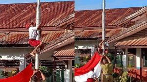 Video-Viral-Bocah-SD-Panjat-Tiang-Bendera-Merah-Putih-di-Muna-Sulawesi-Tenggara-Sambung-Tali-Putus.jpg
