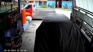 Viral-Rekaman-CCTV-Detik-detik-Pria-Curi-Barang-Jualan-Warung-Sari-Laut-di-Kolaka-Sulawesi-Tenggara.jpg