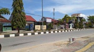 Warga-Kota-Kendari-mengeluhkan-jalanan-berdebu.jpg