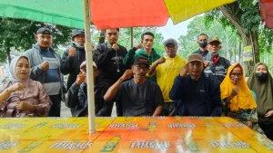 Warga-Laonti-Konawe-selatan-komplain-penyaluran-bantuan-beras-tidak-merata.jpg
