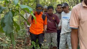 Warga-hilang-berhasil-ditemukan-SAR-dievakuasi-ke-rumah-korban-di-Buton-Selatan-Sulawesi-Tenggara.jpg