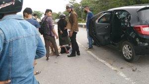 kecelakaan-motor-di-kambu-kendari.jpg