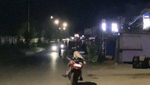 pengendara-motor-pemalanangan-jalan-kendari.jpg
