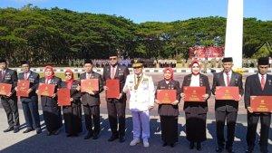 penghargaan-Satyalencana-Karya-Satya-Sulawesi-Tenggara.jpg