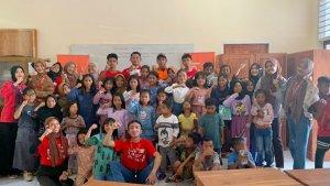 sekolah-alam-di-Kampung-Pelangi-Kendari.jpg