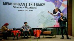 seminar-goklik-dan-kagama-di-medan-8-april__.jpg