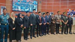 serah-terima-jabatan-Bupati-dan-Wakil-Bupati-Kolaka-Amri-Djamaluddin-dan-Husmaluddin.jpg