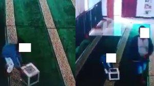 video-viral-rekaman-CCTV-aksi-kompak-bapak-dan-anak-kerjasama-curi-kotak-amal.jpg