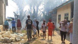 video-viral-yang-memperlihatkan-kebakaran-pohon-sagu-yang-terjadi-di-Kelurahan-Nambo.jpg