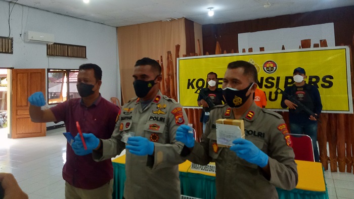 2-Remaja-di-Kota-Baubau-Sulawesi-Tenggara-Diamankan-Polisi-Diduga-Jadi-Pengedar-Narkoba.jpg