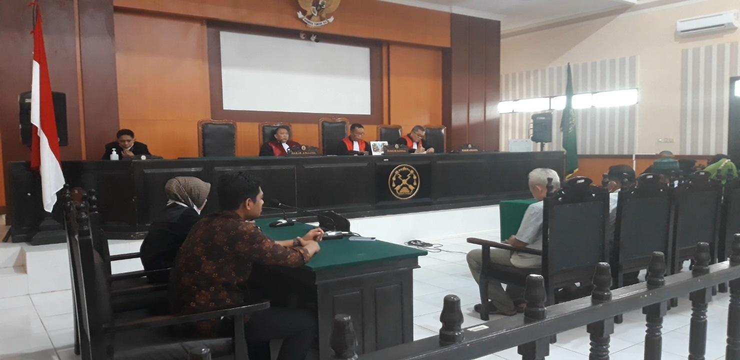 20122022-Sidang-di-Kendari.jpg