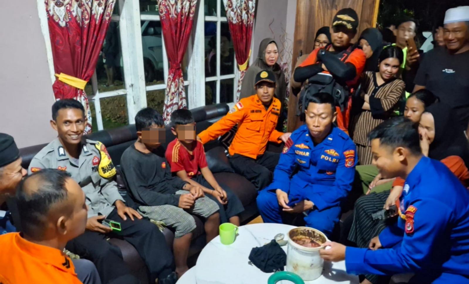 3-Bocah-Laki-laki-Ditemukan-Selamat-usai-dilaporkan-hilang-di-Perairan-Onehe-Kolaka.jpg