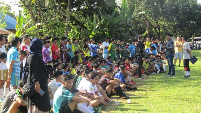 Asosiasi-Kabupaten-PSSI-Konawe-Seleksi-Pemain-Sepakbola-Persiapan-Porprov-Sulawesi-Tenggara-2022.jpg