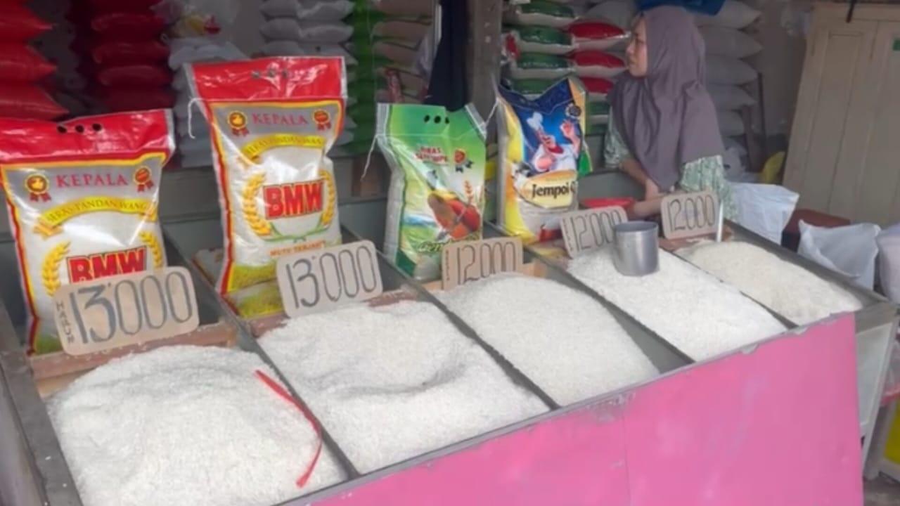 Update Harga Beras Naik Rp1000 Jelang Iduladha 2025 di Pasar Raya Mekongga Kolaka Sulawesi Tenggara
